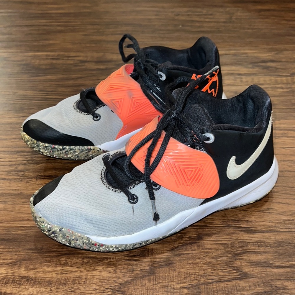 Nike Shoes Size 6
